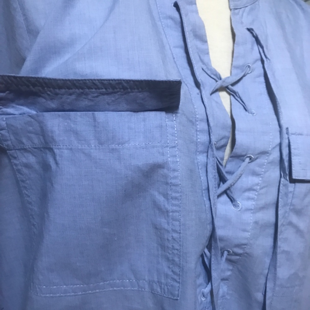 Madewell shirt. - Picture 4 of 9